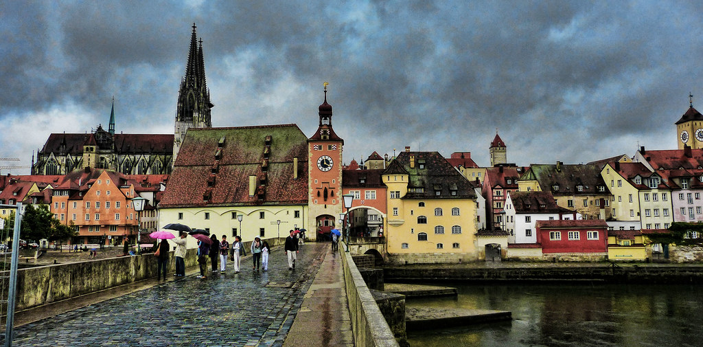 Ratisbona: Un Viaggio nella Storia e nella Cultura Bavarese